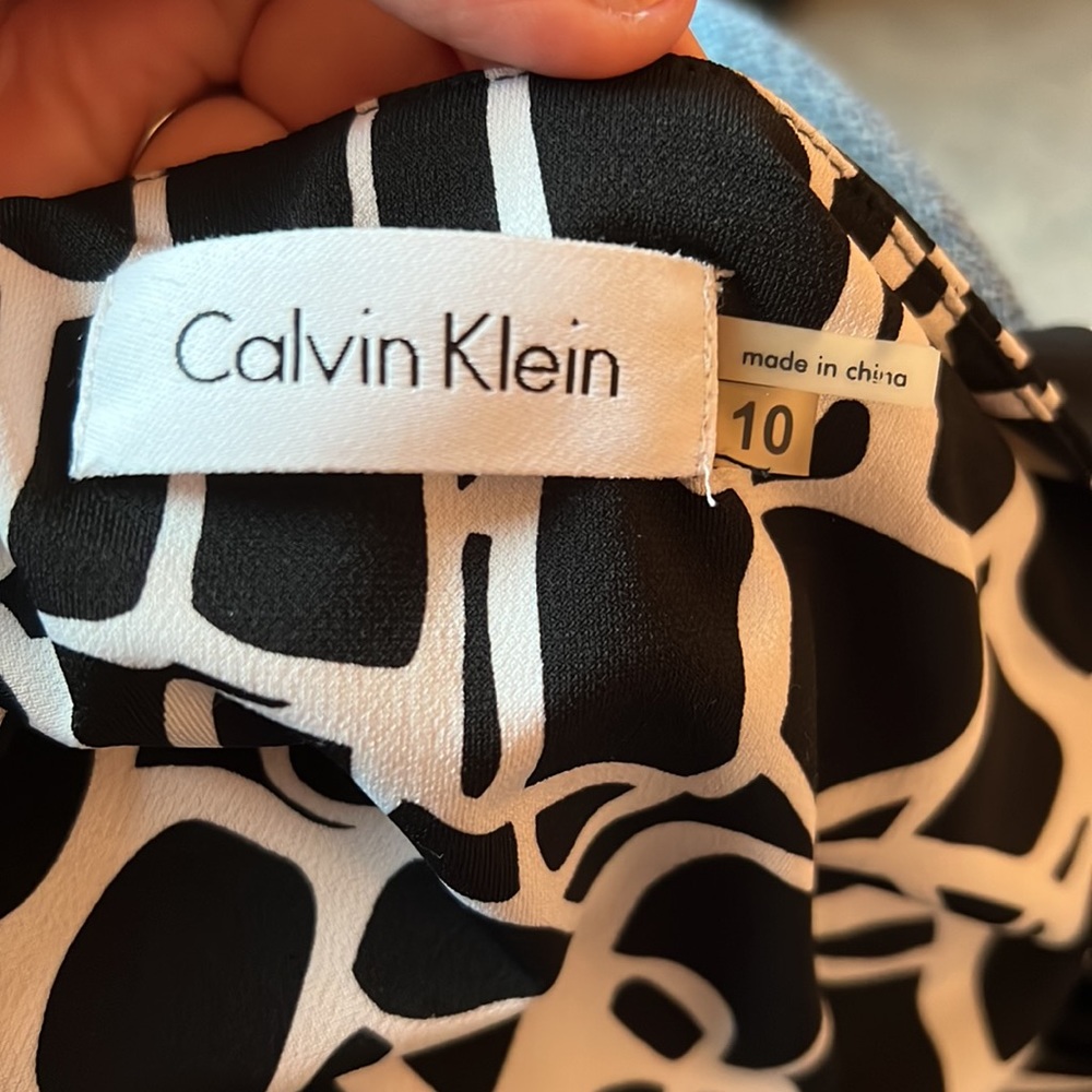 Beautiful Calvin Klein dress! - Picture 8 of 8